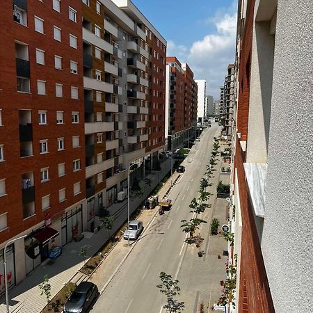 Апартаменты Blini Complex Приштина Экстерьер фото